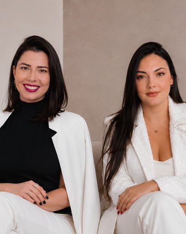 Drª. Patrícia Narimatsu e Drª. Mariana Mundin